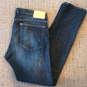 Men’s Slim Fit Denim Pants in Great Condition!
